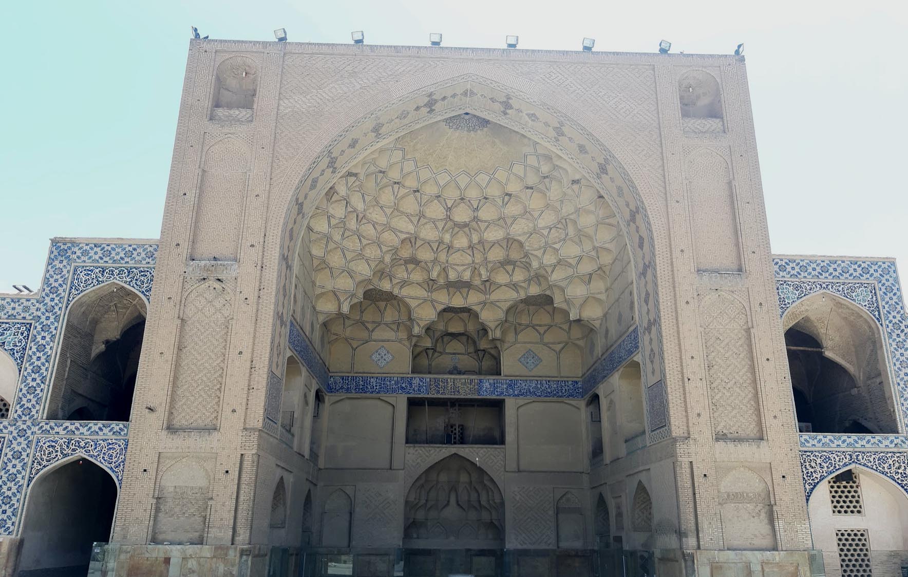 Jameh Mosque Of Isfahan, Iran - UNESCO World Heritage | Apochi.com